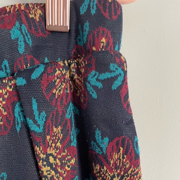 Lularoe Madison Floral Cooler Weather Skirt - Picture 8 of 9